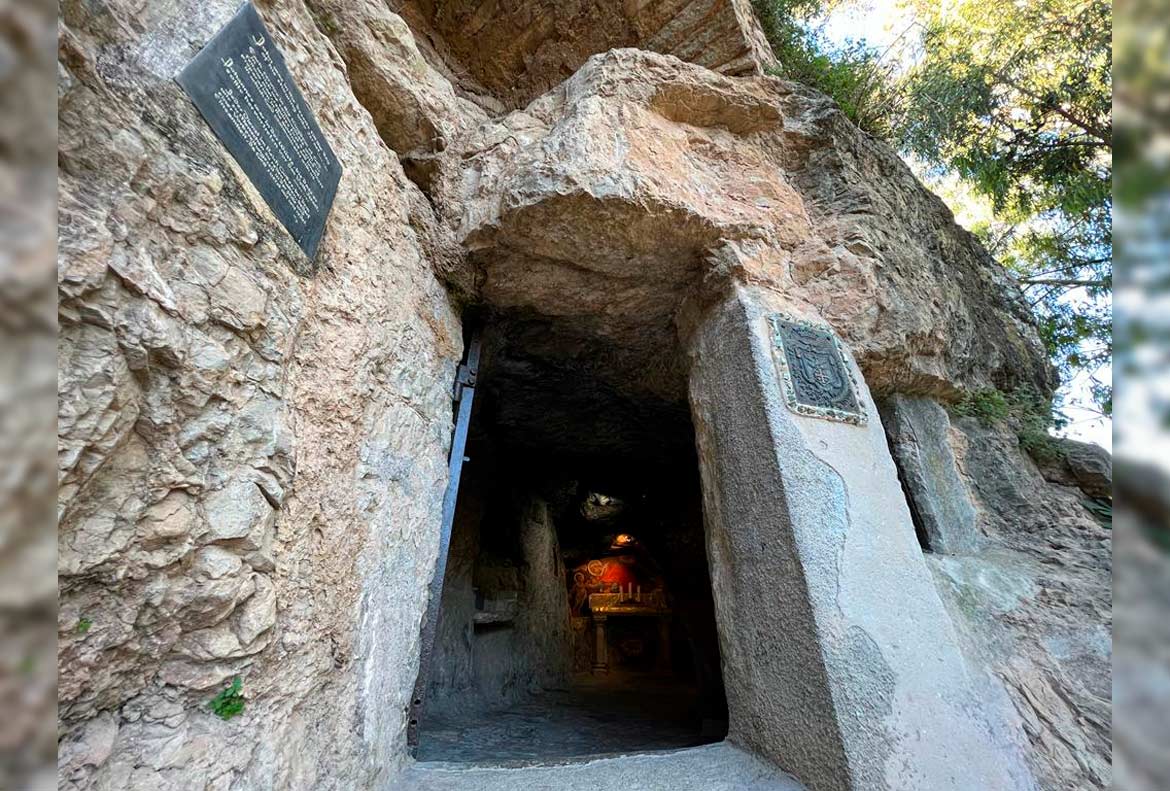 Grotta_San_Giovanni_Nel _Deserto